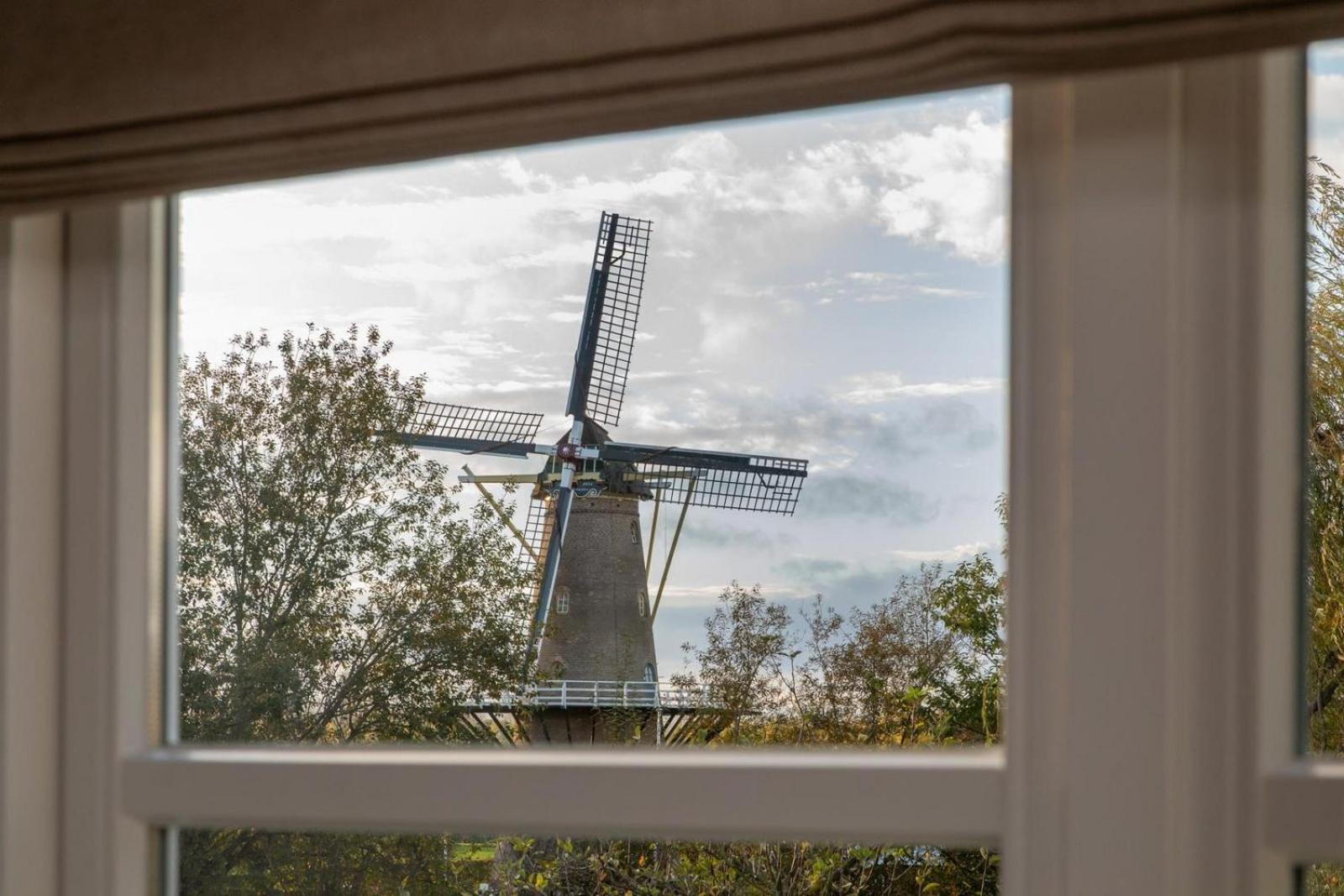 Vakantiehuis 'Boerderij Molenhof' - Stationsweg 5 | Heinkenszand 외부 사진