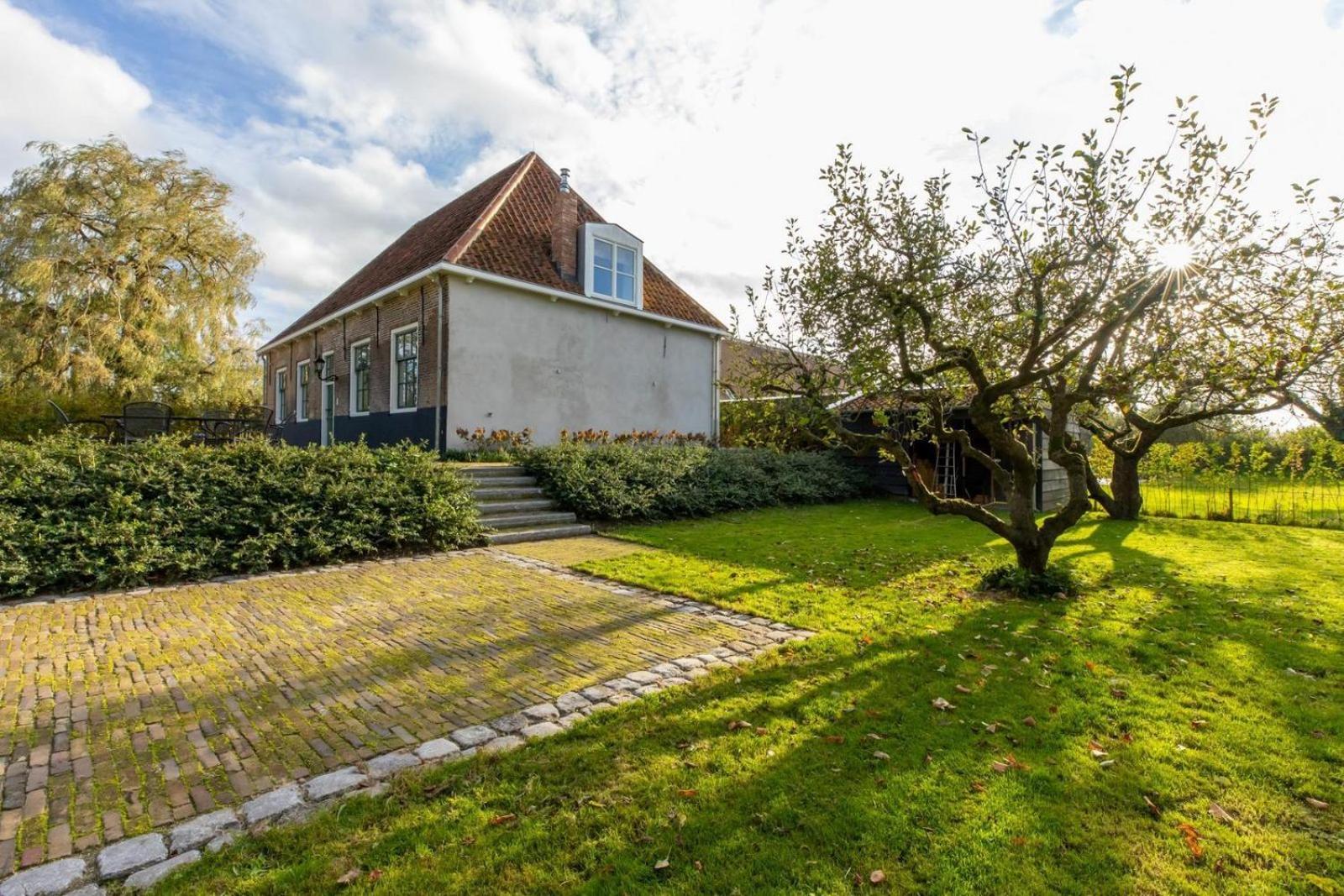 Vakantiehuis 'Boerderij Molenhof' - Stationsweg 5 | Heinkenszand 외부 사진