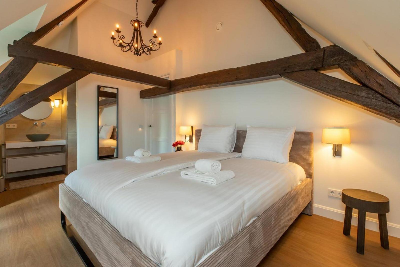 Vakantiehuis 'Boerderij Molenhof' - Stationsweg 5 | Heinkenszand 외부 사진