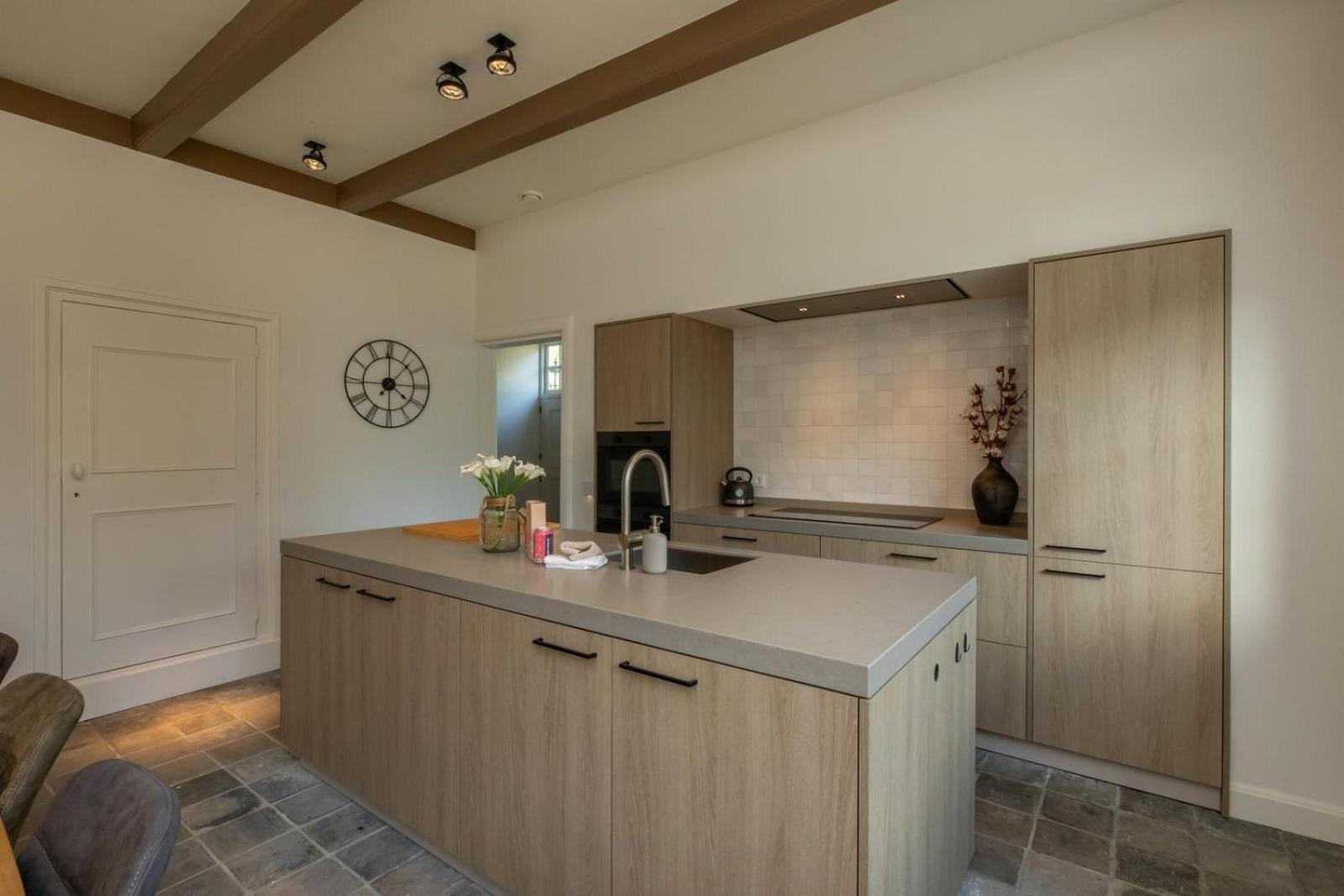 Vakantiehuis 'Boerderij Molenhof' - Stationsweg 5 | Heinkenszand 외부 사진